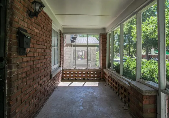 Photo 3 of Single family home for sale at 3222 E 28th Street, Kansas City, MO 64128 | MLS# 2626843 | Listing updated on 2026-07-27
