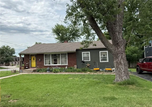 1st image of 4630 W 60th St, Fairway, KS 66205 | MLS# 2626889