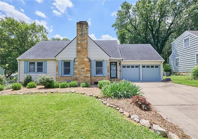 Homes for sale in Roeland Park, KS | 4401 W 53rd Ter, Roeland Park, KS 66205 | MLS# 2626893