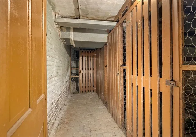 Listing Photo 2 - Condo for sale in building located at 2120 Faraon St, Saint Joseph, MO 64501 - Unit #