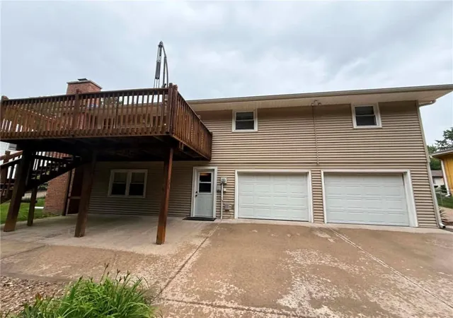 Homes for sale in St Joseph, MO | 3122 N 36Th Ter, St Joseph, MO 64506 | MLS# 2626907
