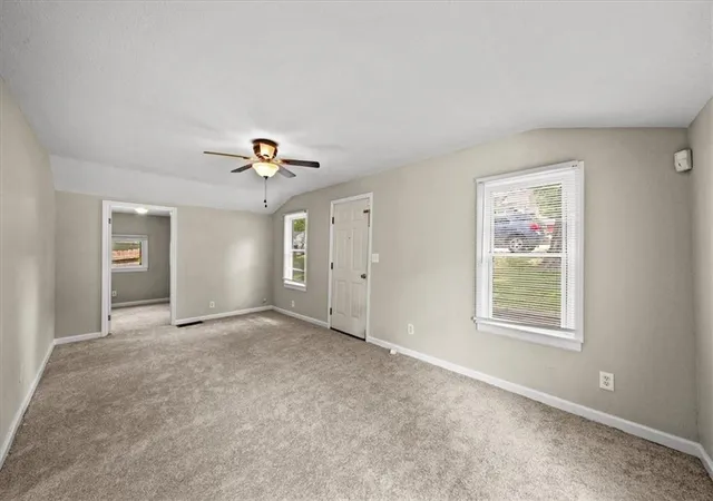 3rd image of 1524 S Home Ave, Independence, MO 64052 | MLS# 2626954