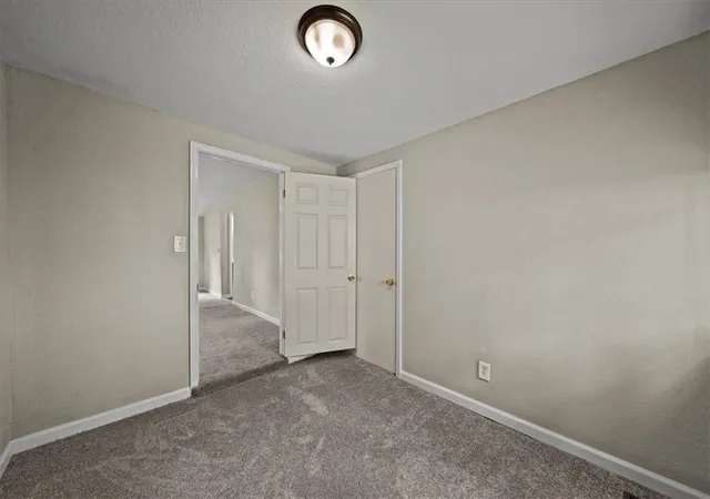 5th image of 1524 S Home Ave, Independence, MO 64052 | MLS# 2626954