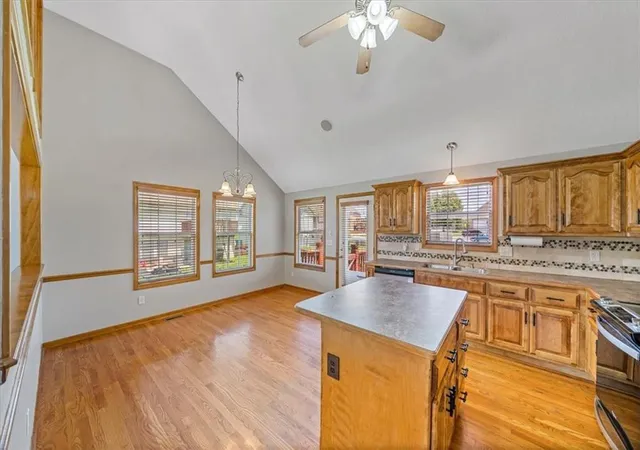 Homes for sale in Grandview, MO | 14637 Crystal Pl, Grandview, MO 64030 | MLS# 2626955