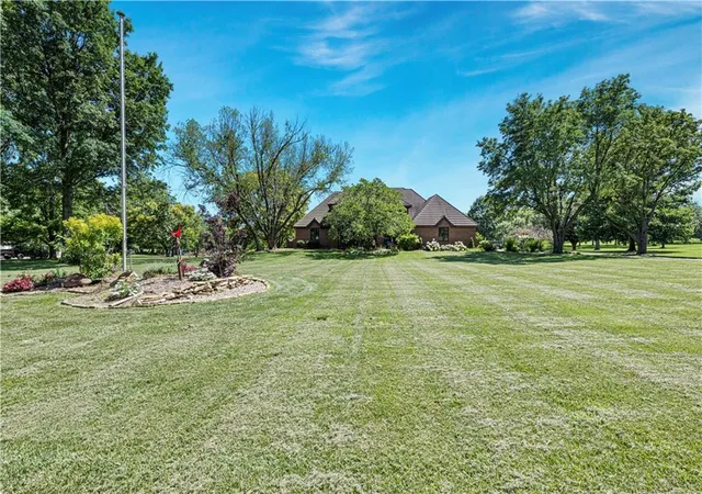 1st image of 5801 W 180th Street, Stilwell, KS 66085 | MLS# 2626959