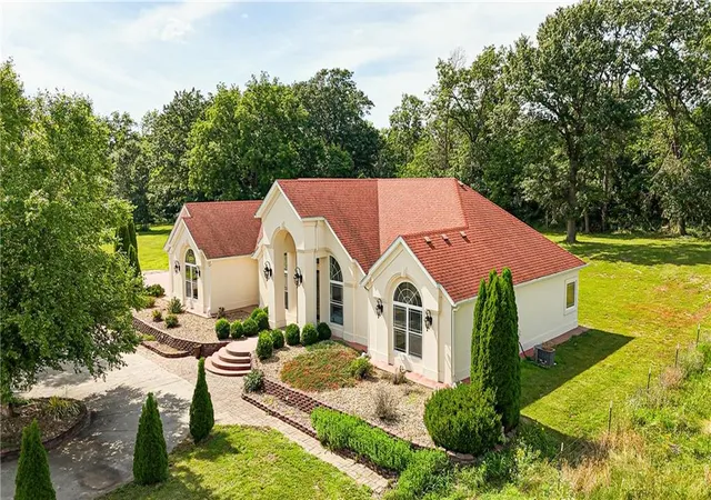 1st image of 17773 Y Hwy #17779, Sedalia, MO 65301 | MLS# 2626969