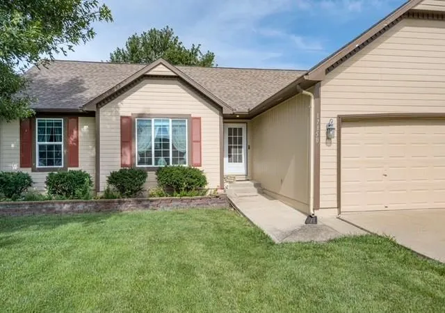 Homes for sale in Gardner, KS | 17350 S Agnes St, Gardner, KS 66030 | MLS# 2626970