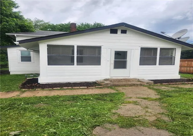 1st image of 1108 S Harris Ave, Independence, MO 64054 | MLS# 2626979