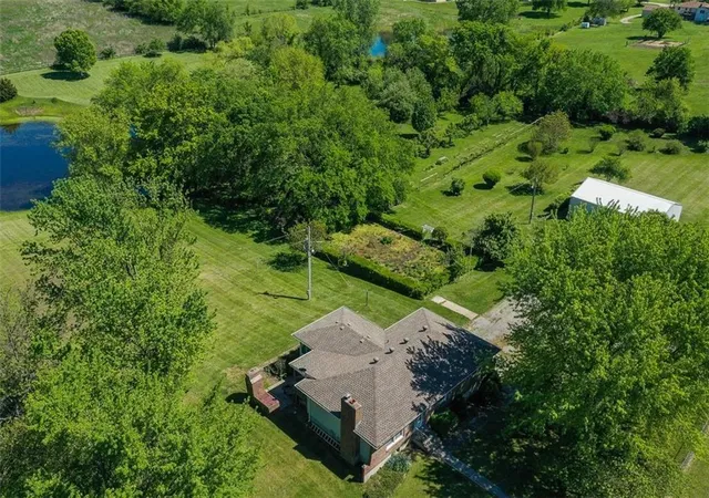Homes for sale in Peculiar, MO | 25225 Windridge Rd, Peculiar, MO 64078 | MLS# 2626981