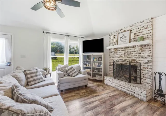 Homes for sale in Peculiar, MO | 25225 Windridge Rd, Peculiar, MO 64078 | MLS# 2626981