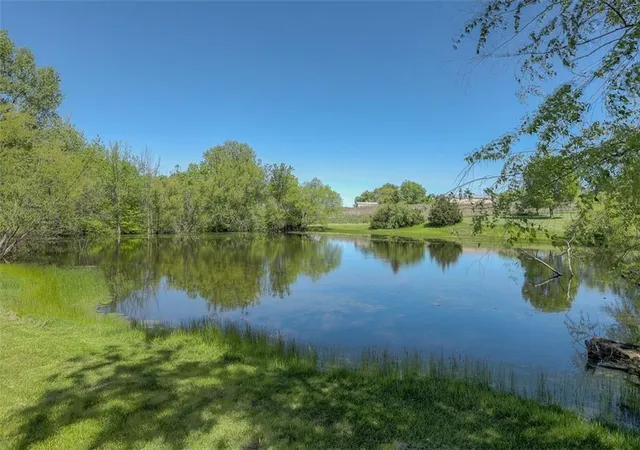 Homes for sale in Peculiar, MO | 25225 Windridge Rd, Peculiar, MO 64078 | MLS# 2626981