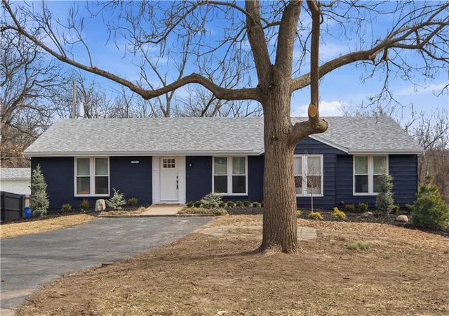 Homes for sale in Merriam, KS | 9905 W 60Th Ter, Merriam, KS 66203 | MLS# 2626984