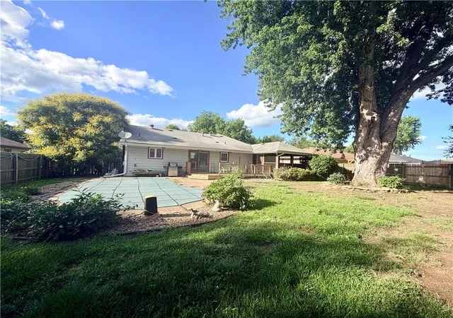 Photo 5 of Sale Pending at 2914 Kimbrough St, Saint Joseph, MO 64506 | MLS# 2627013 | Listing updated on 2026-06-26