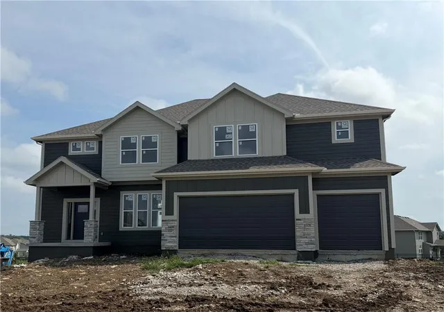 1st image of 19873 W 114th Place, Olathe, KS 66061 | MLS# 2627022