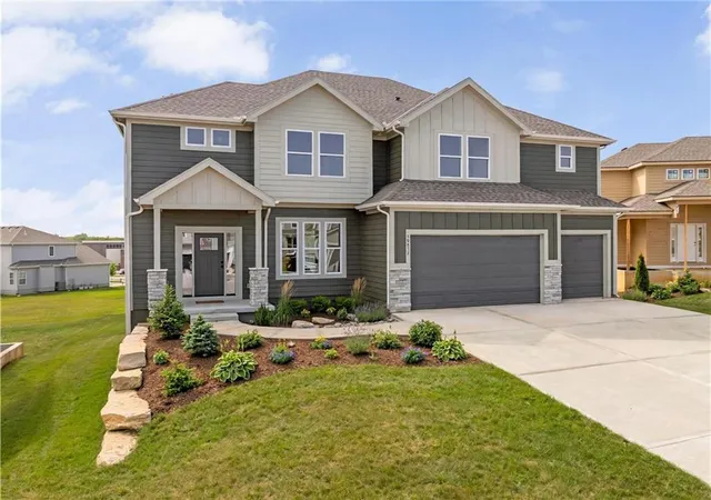Photo 1 of Single family home for sale at 19873 W 114th Place, Olathe, KS 66061 | MLS# 2627022 | Listing updated on 2026-10-18