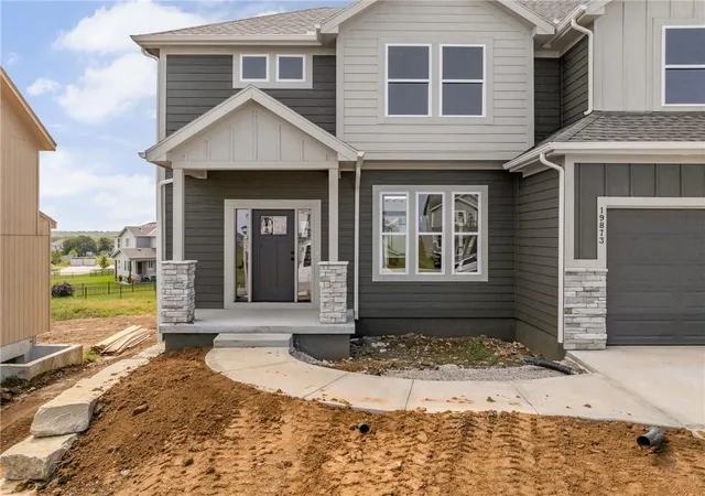 Photo 2 of Single family home for sale at 19873 W 114th Place, Olathe, KS 66061 | MLS# 2627022 | Listing updated on 2026-10-09