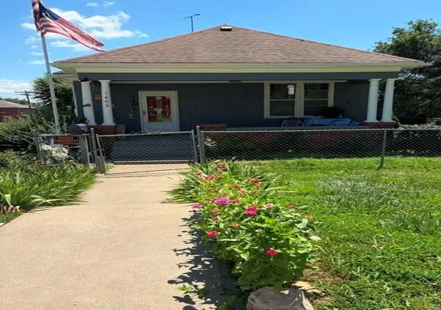 3rd image of 1400 Santa Fe St, Atchison, KS 66041 | MLS# 2627029