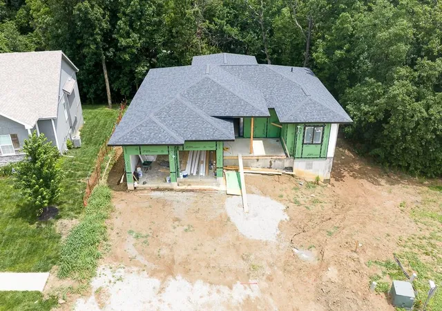 Photo 3 of Single family home for sale at 3611 N 112th Terrace, Kansas City, KS 66109 | MLS# 2627042 | Listing updated on 2026-08-25