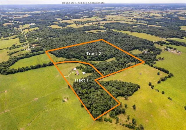 Homes for sale in El Dorado Springs, MO | 742 S 935 Rd, El Dorado Springs, MO 64744 | MLS# 2627046