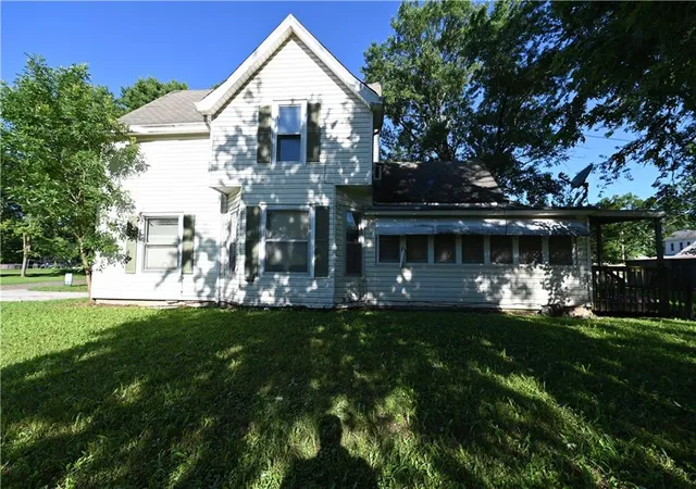 4th image of 201 E 2Nd St, Appleton City, MO 64724 | MLS# 2627049