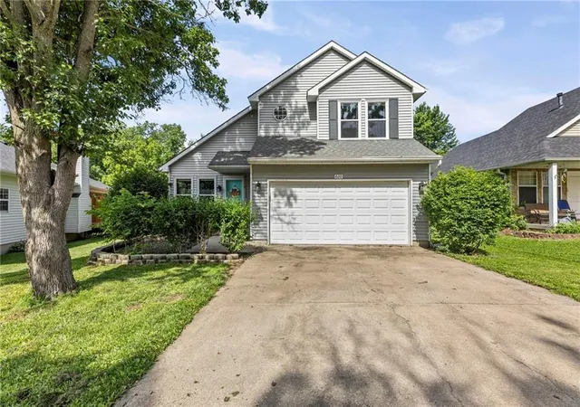 1st image of 620 Silver Hill Dr, Bonner Springs, KS 66012 | MLS# 2627052