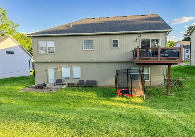 Photo 18 of Single family home for sale at 9060 E 51st Street, Kansas City, MO 64133 | MLS# 2627062 | Listing updated on 2026-08-27