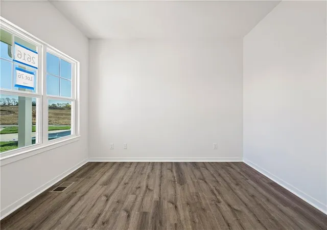 Photo 3 of Sale Pending at 10716 N Richmond Ave, Kansas City, MO 64157 | MLS# 2627068 | Listing updated on 2026-08-24