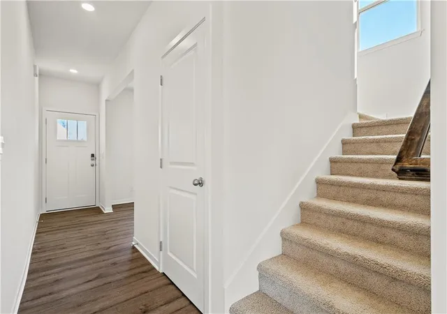 Photo 3 of Sale Pending at 10716 N Richmond Ave, Kansas City, MO 64157 | MLS# 2627068 | Listing updated on 2026-08-24