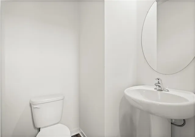 Photo 4 of Sale Pending at 10716 N Richmond Ave, Kansas City, MO 64157 | MLS# 2627068 | Listing updated on 2026-08-24