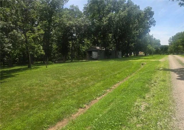 Homes for sale in Paola, KS | 34365 Spring Valley Rd, Paola, KS 66071 | MLS# 2627070