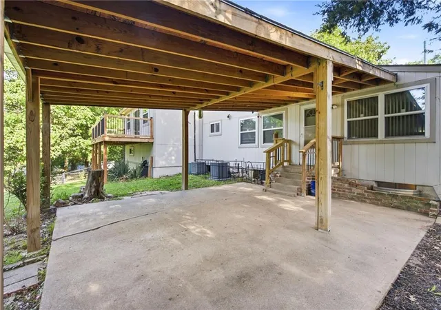 Homes for sale in Kansas City, KS | 5619 Farrow Ave, Kansas City, KS 66104 | MLS# 2627086