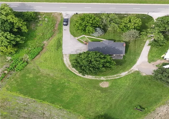 2nd image of 1305 S Us 71 Hwy, Savannah, MO 64485 | MLS# 2627094