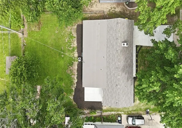 Homes for sale in Mission, KS | 7600 W 67th St, Mission, KS 66202 | MLS# 2627121