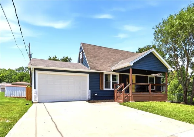 Photo 2 of Single family home for sale at 8848 Lane Ave, Kansas City, MO 64138 | MLS# 2627128 | Listing updated on 2026-08-31