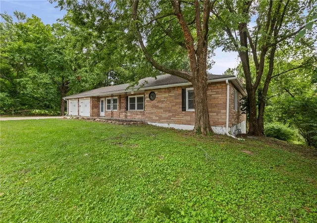 41st image of 8105 E 80th Ter, Kansas City, MO 64138 | MLS# 2627142
