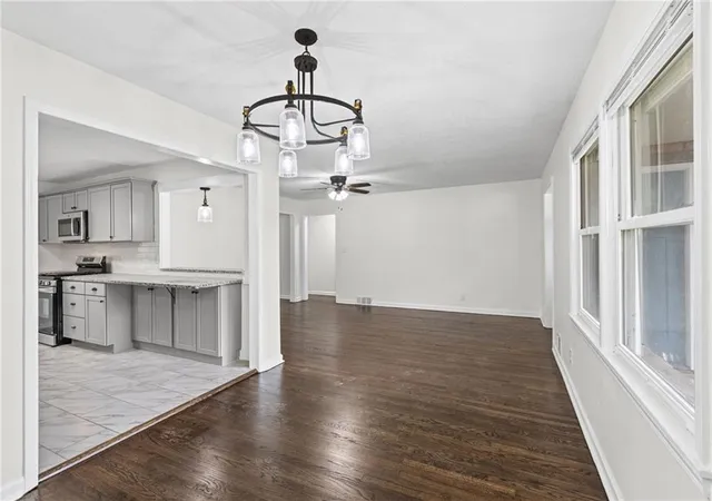 5th image of 8105 E 80Th Ter, Kansas City, MO 64138 | MLS# 2627142