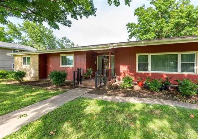 Homes for sale in Burlington, KS | Jarboe St, Burlington, KS 66839 | MLS# 2627150