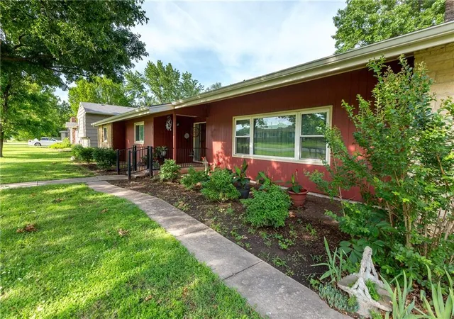 Homes for sale in Burlington, KS | Jarboe St, Burlington, KS 66839 | MLS# 2627150
