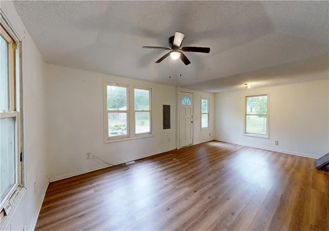 Homes for sale in Nevada, MO | 1211 N Colorado St, Nevada, MO 64772 | MLS# 2627163