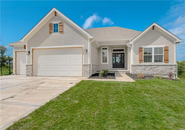 Photo 1 of Single family home for sale at 12480 Appaloosa St, Platte City, MO 64079 | MLS# 2627182 | Listing updated on 2026-10-04