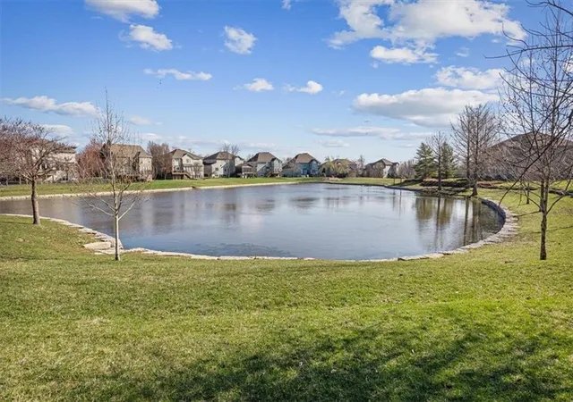 Homes for sale in Overland Park, KS | 10908 W 144th St, Overland Park, KS 66221 | MLS# 2627185