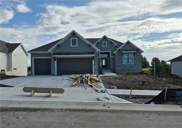 Photo 1 of Single family home for sale at 4413 Tee Box Dr, Basehor, KS 66007 | MLS# 2627190 | Listing updated on 2026-10-28