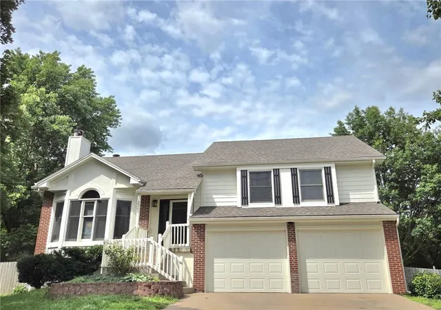 Homes for sale in Olathe, KS | 12301 Mullen Ct, Olathe, KS 66062 | MLS# 2627192