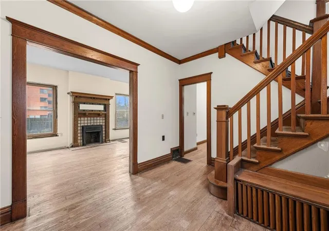 5th image of 3424 Holmes St, Kansas City, MO 64109 | MLS# 2627198