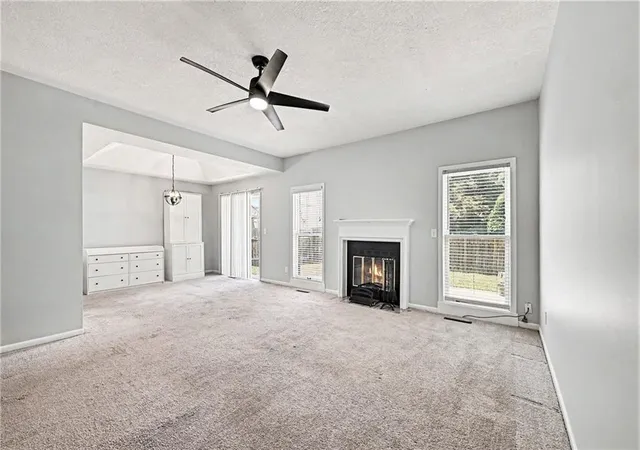 Homes for sale in Kearney, MO | 1720 Regency Dr, Kearney, MO 64060 | MLS# 2627221