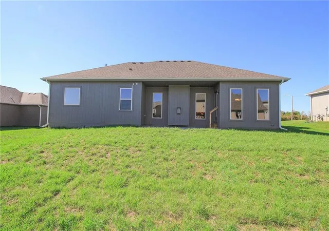 36th image of 11022 N Corrington Ave, Kansas City, MO 64156 | MLS# 2627228