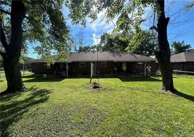 Homes for sale in Raytown, MO | 5900 Westridge Rd, Raytown, MO 64133 | MLS# 2627241