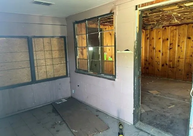 4th image of 3705 Freeman Ave, Kansas City, KS 66102 | MLS# 2627249