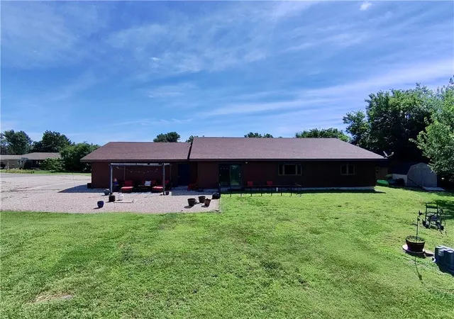 Homes for sale in Burlington, KS | 121 Johnny St, Burlington, KS 66839 | MLS# 2627256