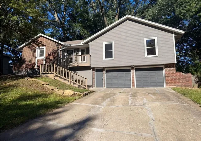 Homes for sale in Blue Springs, MO | 205 Ist Street Ter, Blue Springs, MO 64014 | MLS# 2627281